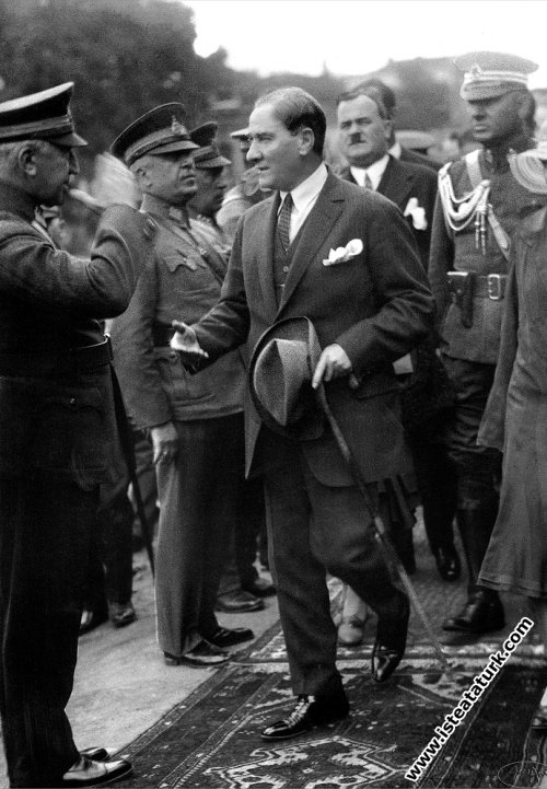 Atatürk cumhurbaşkanlığı Dönemi Resimleri