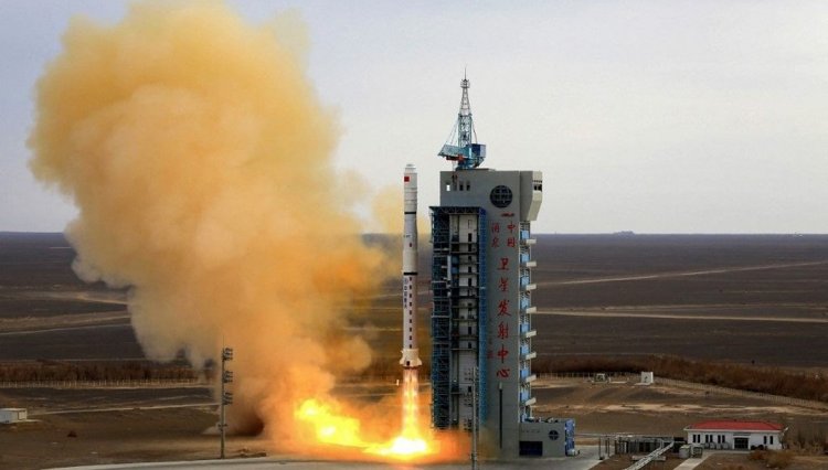 Çin, askeri istihbarat amaçlı uydusunu fırlattı