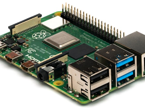 Raspberry pi -ümran ecrin tekelioğlu