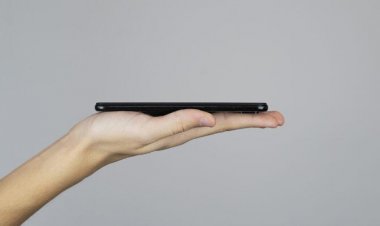 Patent göründü! Belki de iPhone'lar yakında böyle olabilir