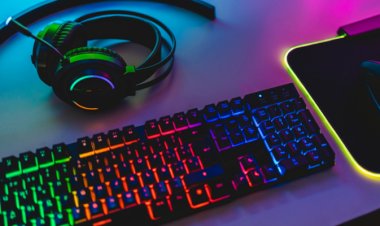 Rengârenk ışıklandırmaları sevenlere en iyi RGB klavye önerileri ve markaları